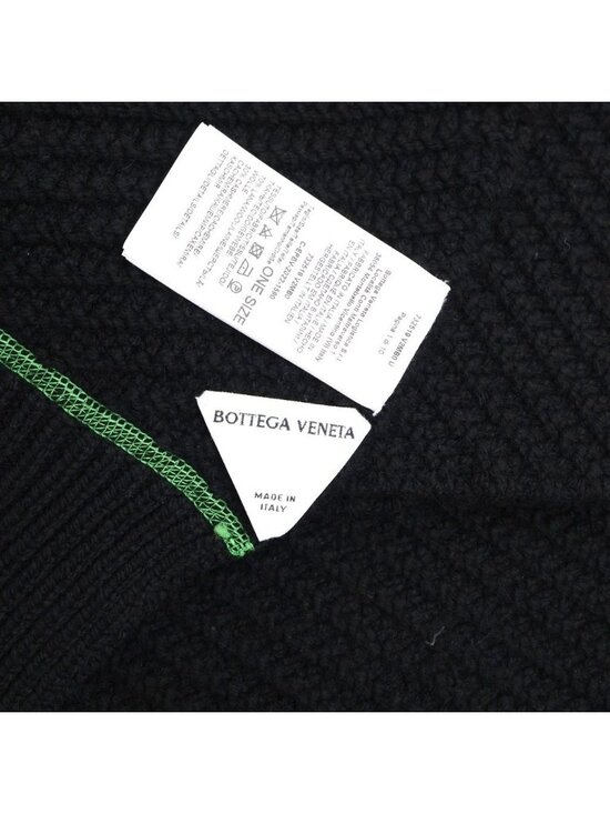 black BOTTEGA VENETA Women Scarves - Vestiaire Collective Bottega Veneta Knit scarf Black 200 26